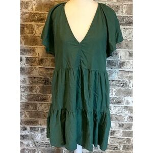 Universal Thread Green V-Neck Tiered Dress. Size M. Linen Blend.